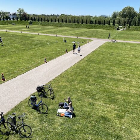 Vriendinnen verkennen Hollandse Limes Fietstocht